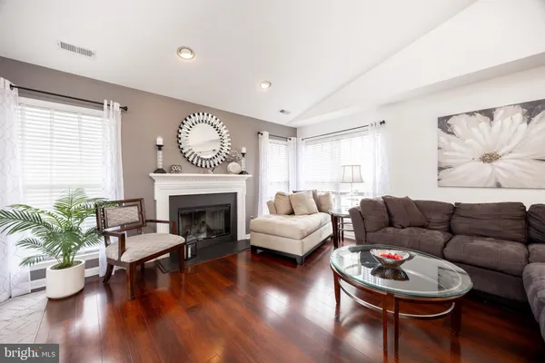 $419,000 | 115 Jeffords Court, Unit 1002, Phoenixville, PA 19460