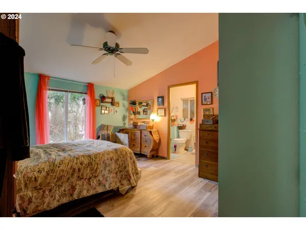 $399,000 | 75743 Booth Kelly Camp Road, Dorena, OR 97434