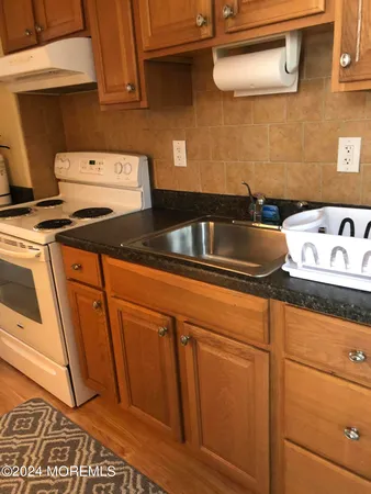 a close view of sink