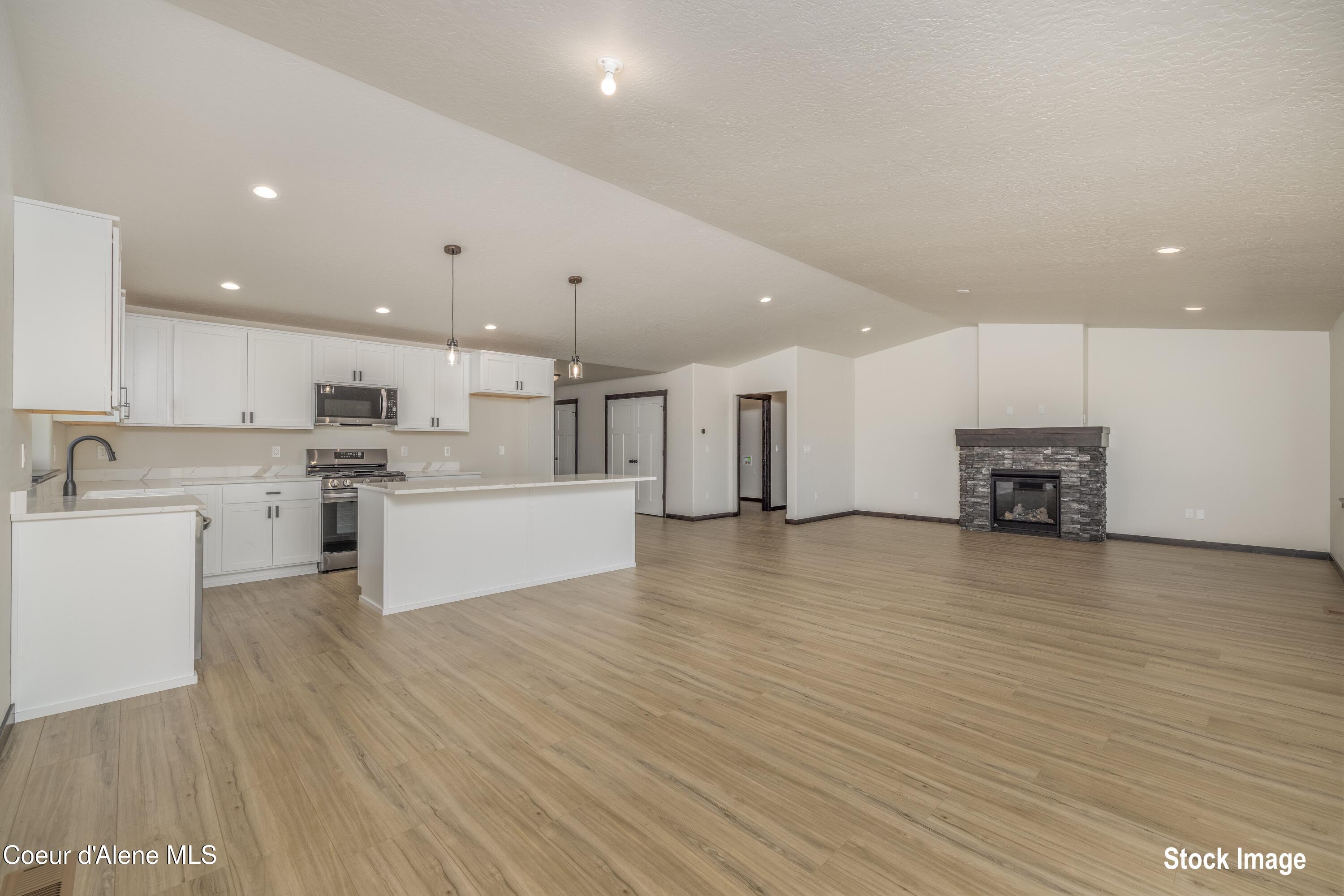 6731 West Plant Lane Rathdrum, ID 83858 - Photo 8 of 22 7 Dining