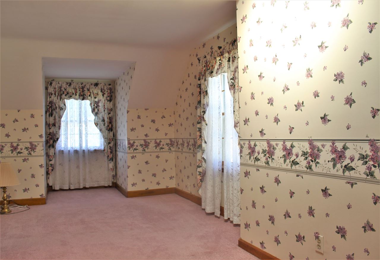 2863 Roseneath Road Huntington, WV 25705 - Photo 22 of 29 Gallery Image 22