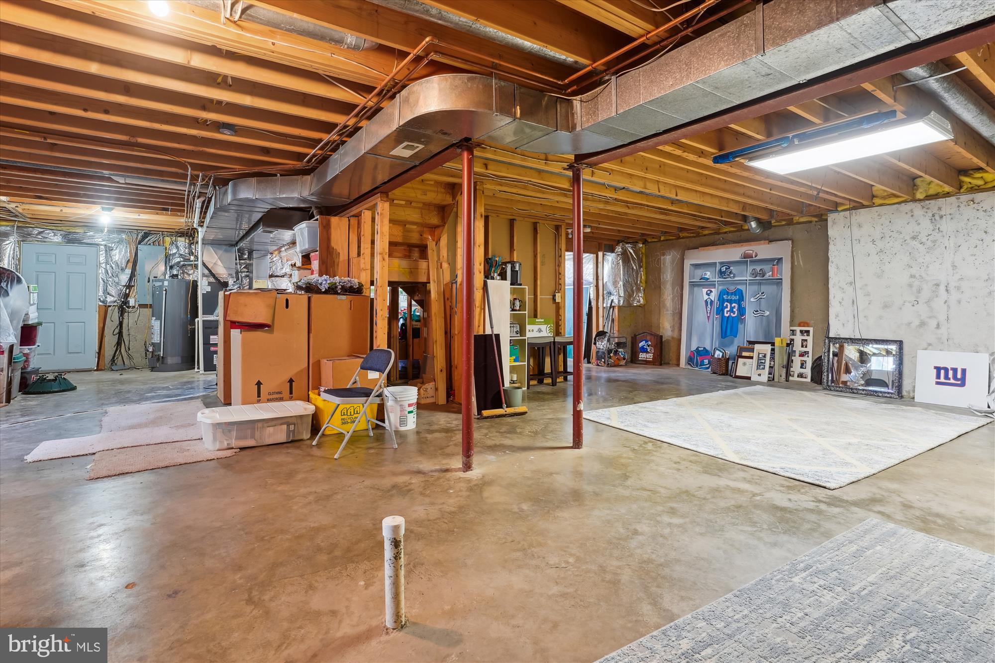 8535 Oak Chase Circle Fairfax Station, VA 22039 - Photo 47 of 62 a view of a studio with wooden floor