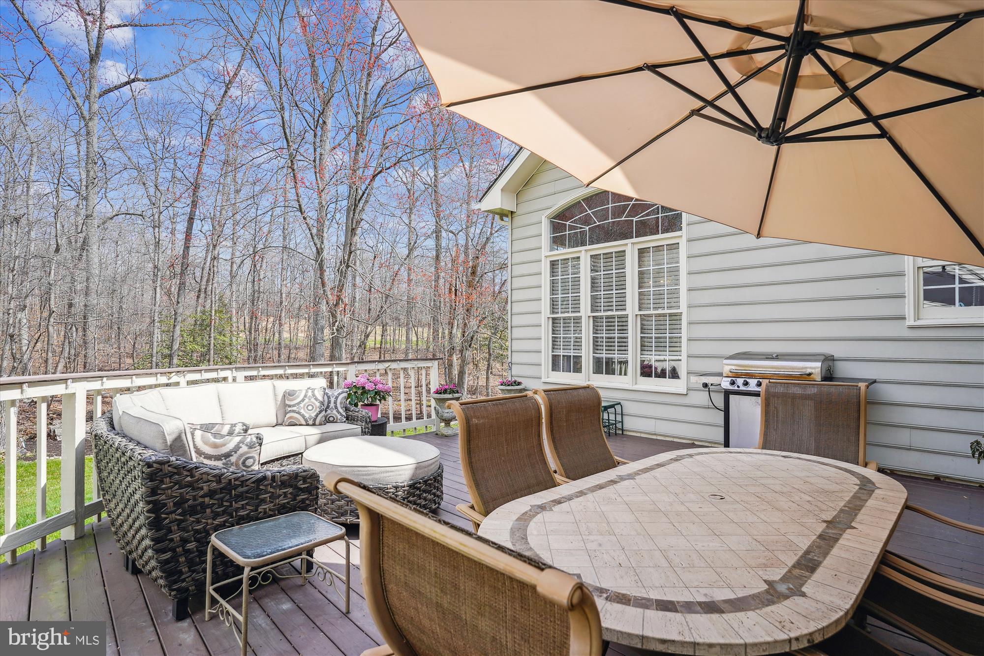 8535 Oak Chase Circle Fairfax Station, VA 22039 - Photo 51 of 62 a outdoor space with furniture