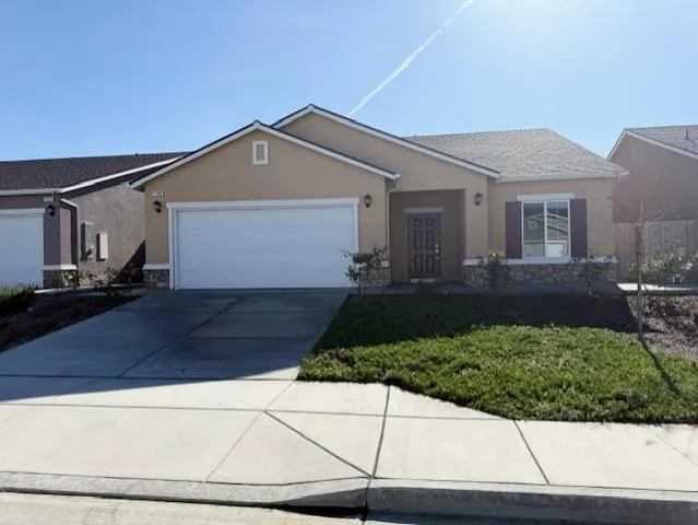 $344,900 | 1208 East Orange Street, Avenal, CA 93204