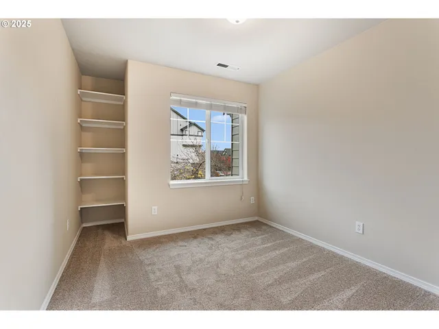 $395,000 | 623 Oak Hollow Drive, Newberg, OR 97132