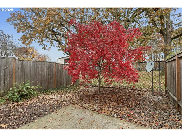 $395,000 | 623 Oak Hollow Drive, Newberg, OR 97132