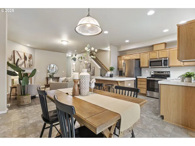 $395,000 | 623 Oak Hollow Drive, Newberg, OR 97132