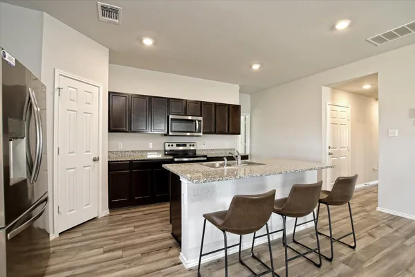 $1,800 | 508 Wyatt Way, Jarrell, TX 76537