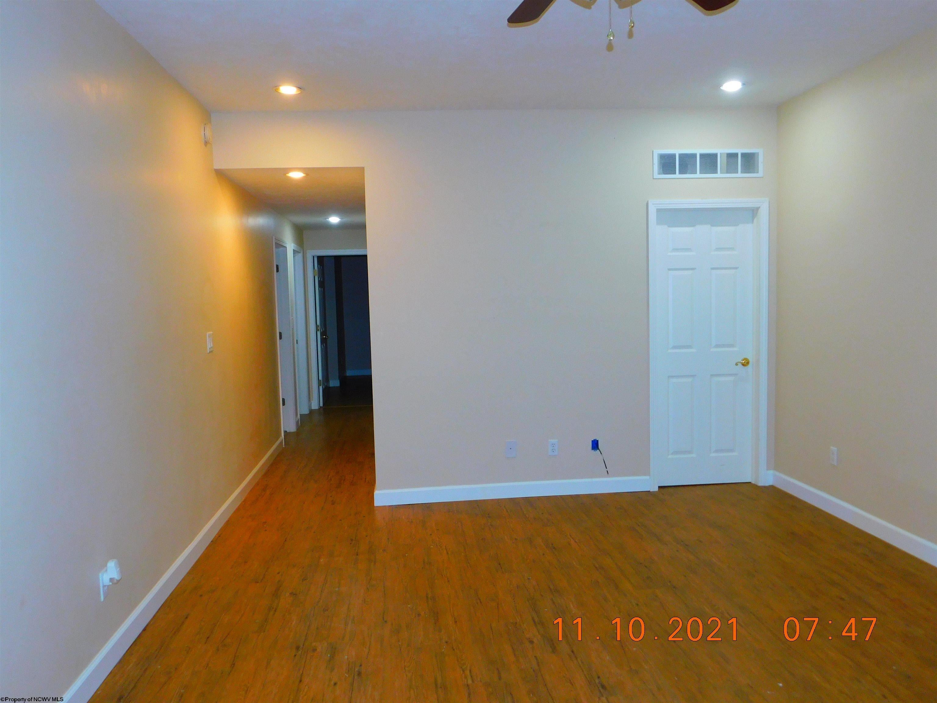 414 Cleer Road Bridgeport, WV 26330 - Photo 13 of 22 Gallery Image 13