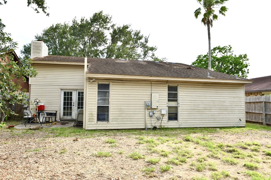 4638 Vail Street Corpus Christi, TX 78413 - Photo 2 of 8