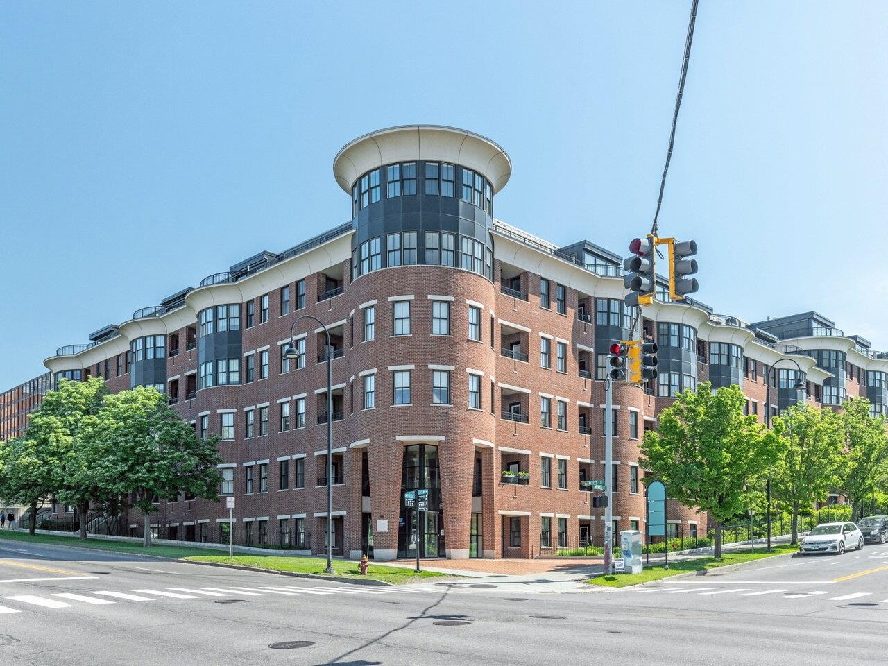 40 College Street, Unit 405C Burlington, VT 05401 - Photo 23 of 36