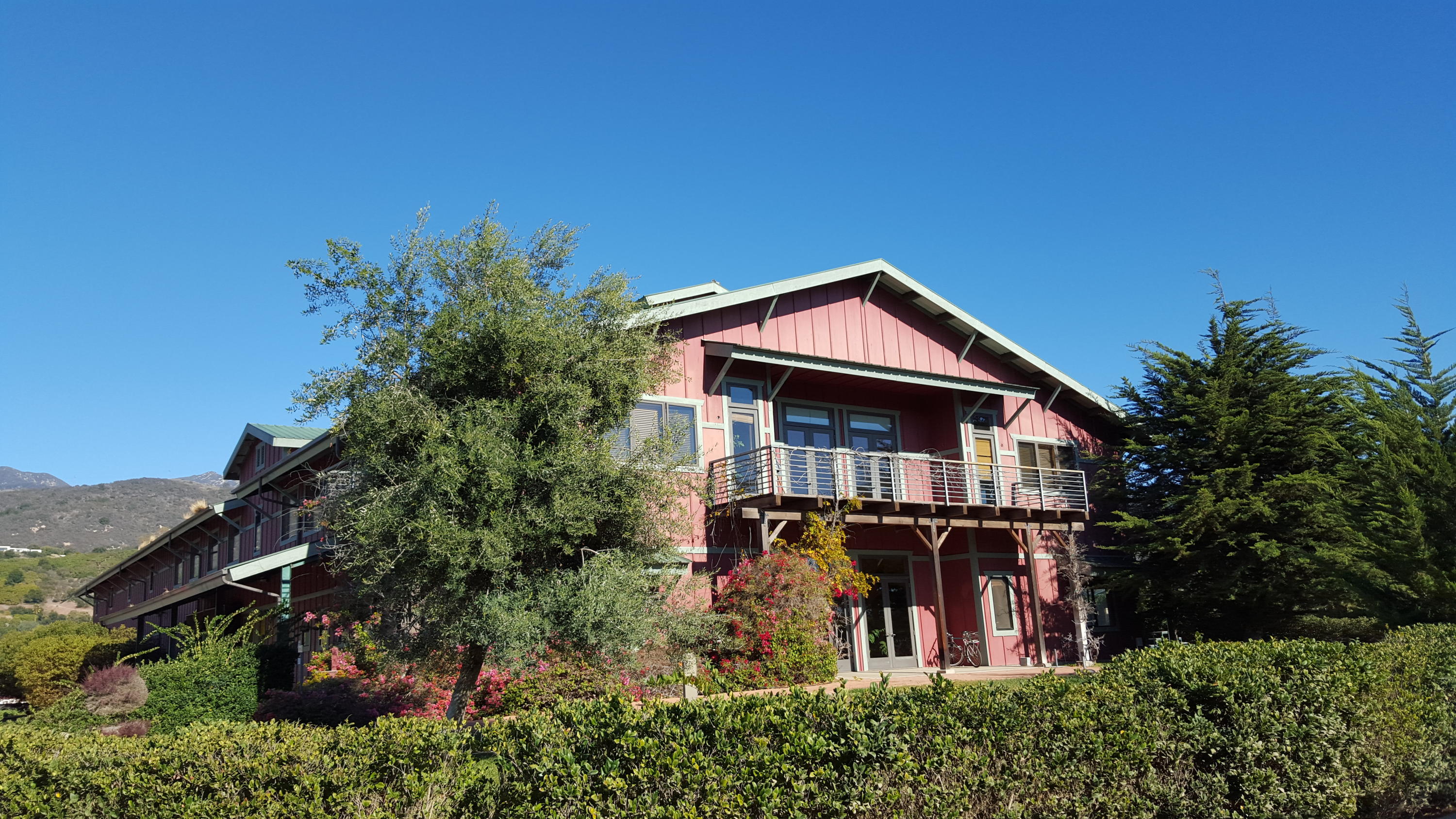 5360 Foothill Road Carpinteria, CA 93013 - Photo 7 of 10 20151217_122428