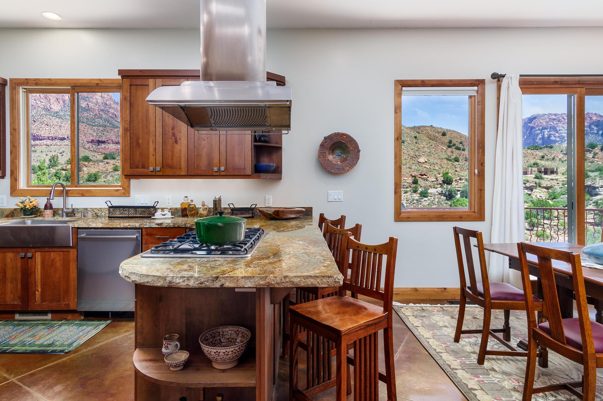 2907 Zuni Circle Springdale, UT 84767 - Photo 23 of 99 "Protected Views. End-of-Cul-de-Sac Privacy. Minutes from Zion NP."