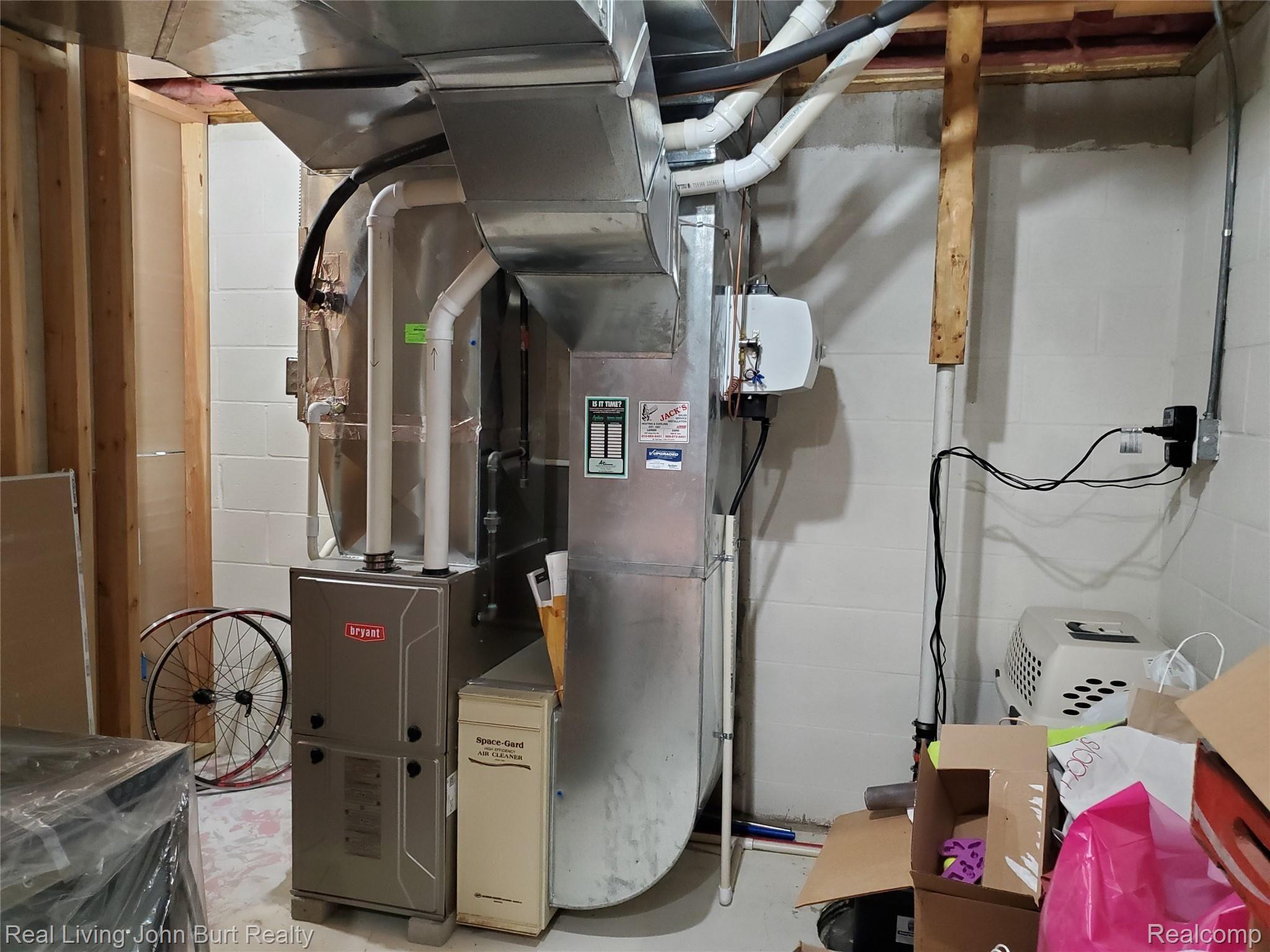 3363 Haines Road Attica, MI 48412 - Photo 22 of 40 024.jpg