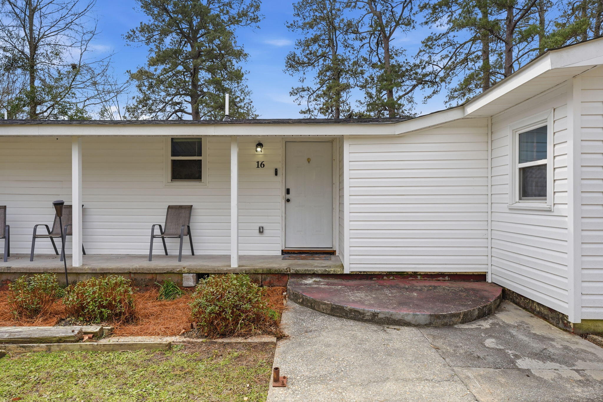 16 Strange Street Sumter, SC 29153 - Photo 3 of 29