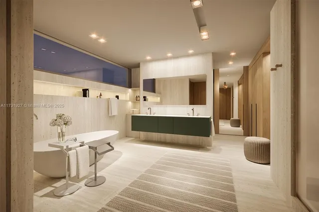 $21,900,000 | 960 Mariner Drive, Key Biscayne, FL 33149