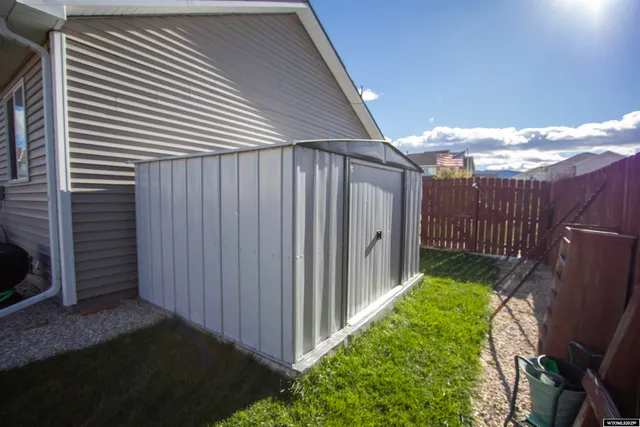 $282,000 | 1242 Saker Court, Casper, WY 82601