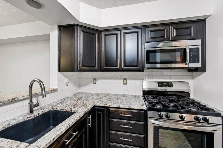 8775 Basswood Road Eden Prairie, MN 55344 - Photo 6 of 36