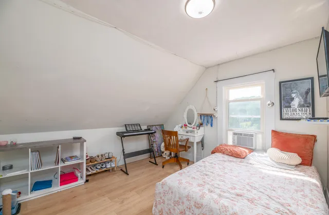 $285,000 | 11 Cobbossee Avenue, Gardiner, ME 04345