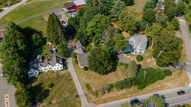 $285,000 | 11 Cobbossee Avenue, Gardiner, ME 04345