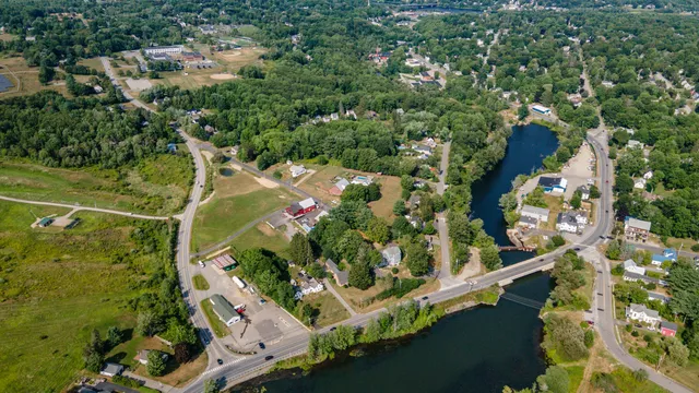 $285,000 | 11 Cobbossee Avenue, Gardiner, ME 04345