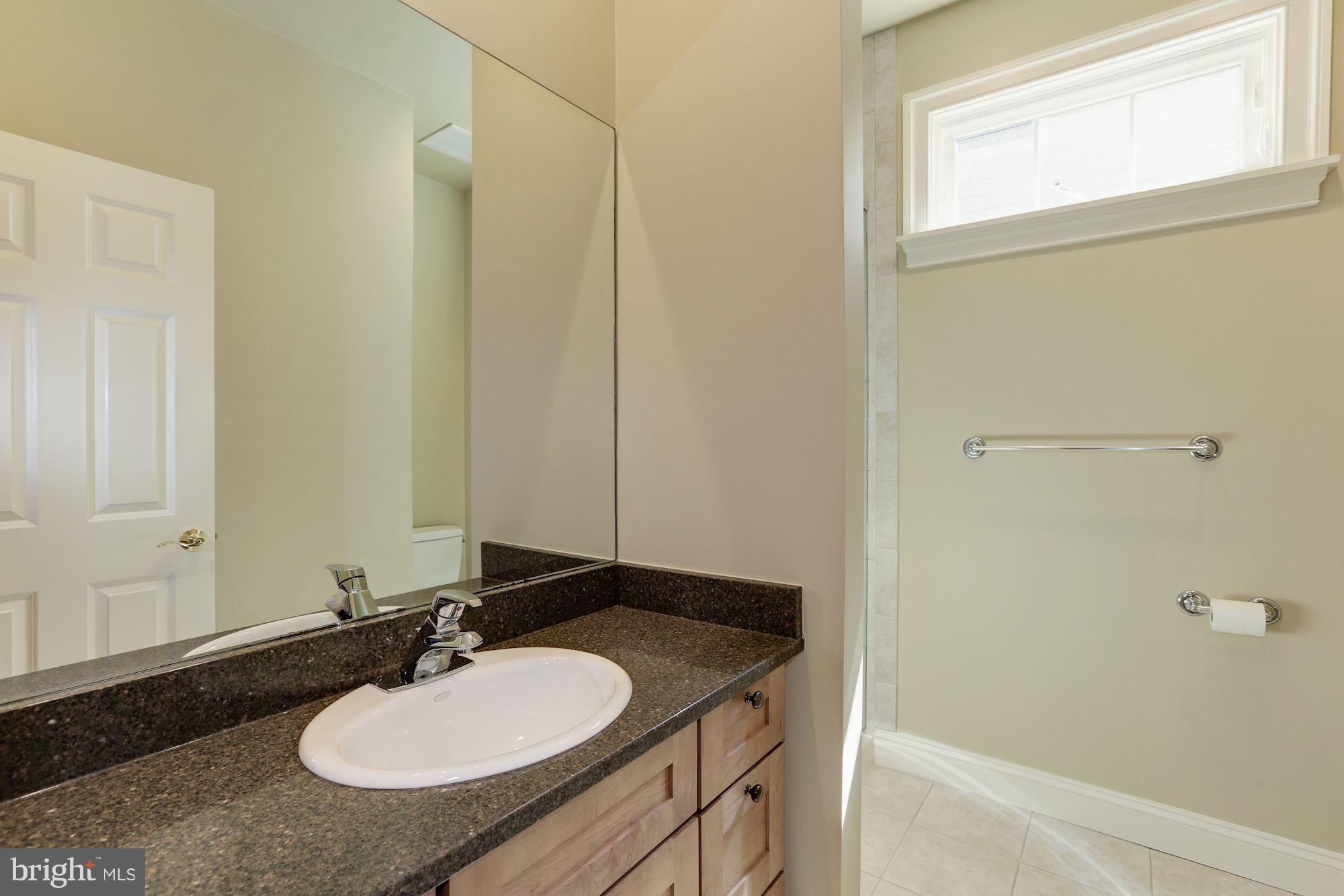 5913 Greentree Road Bethesda, MD 20817 - Photo 12 of 30 Full Bath