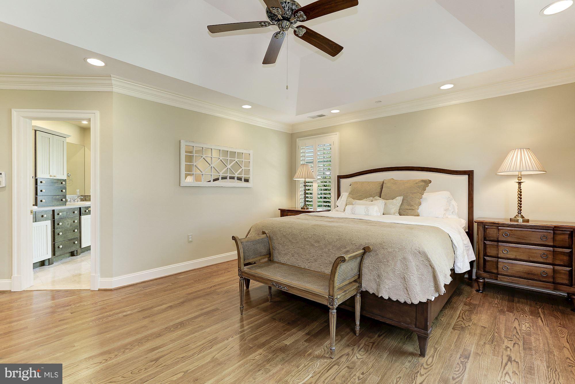 5913 Greentree Road Bethesda, MD 20817 - Photo 15 of 30 Bedroom (Master)