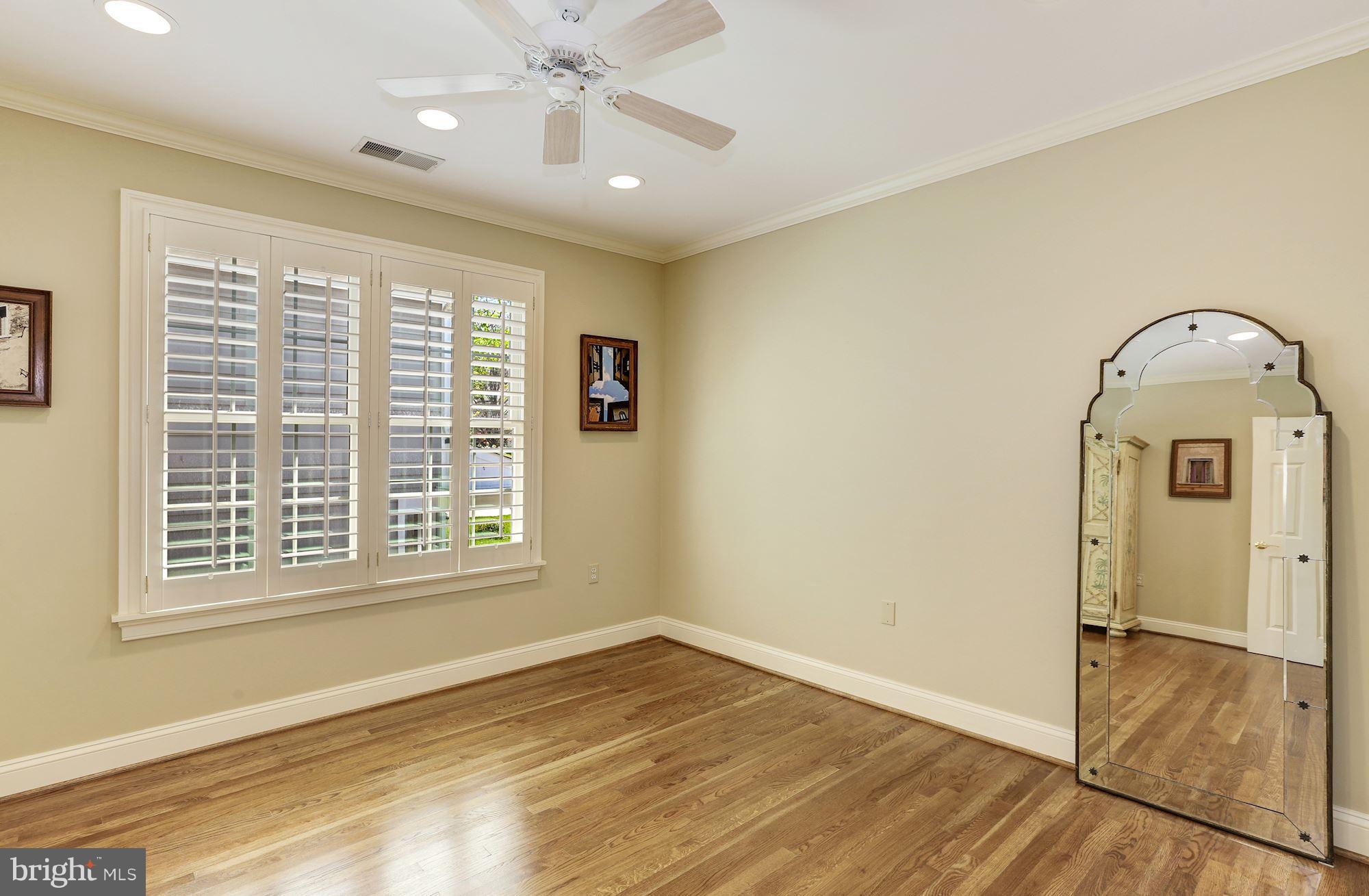5913 Greentree Road Bethesda, MD 20817 - Photo 23 of 30 Bedroom 5