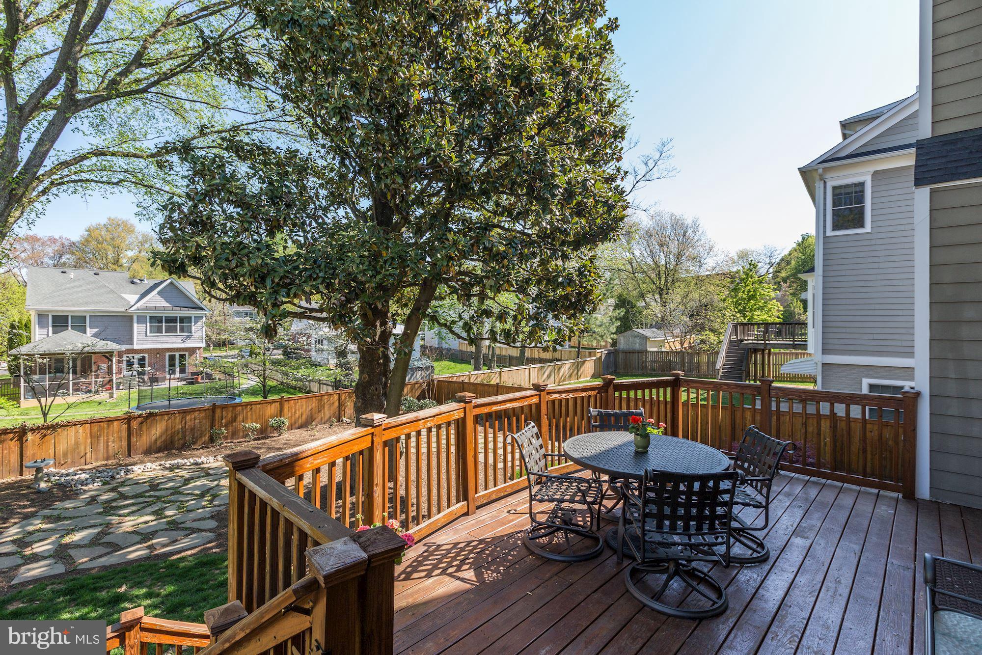 5913 Greentree Road Bethesda, MD 20817 - Photo 28 of 30 Exterior (Rear)
