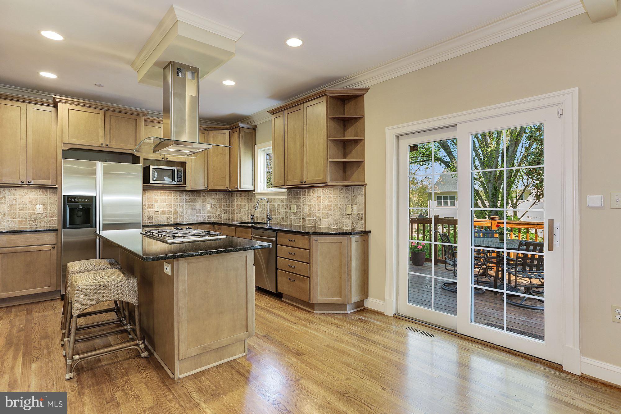 5913 Greentree Road Bethesda, MD 20817 - Photo 5 of 30 Kitchen