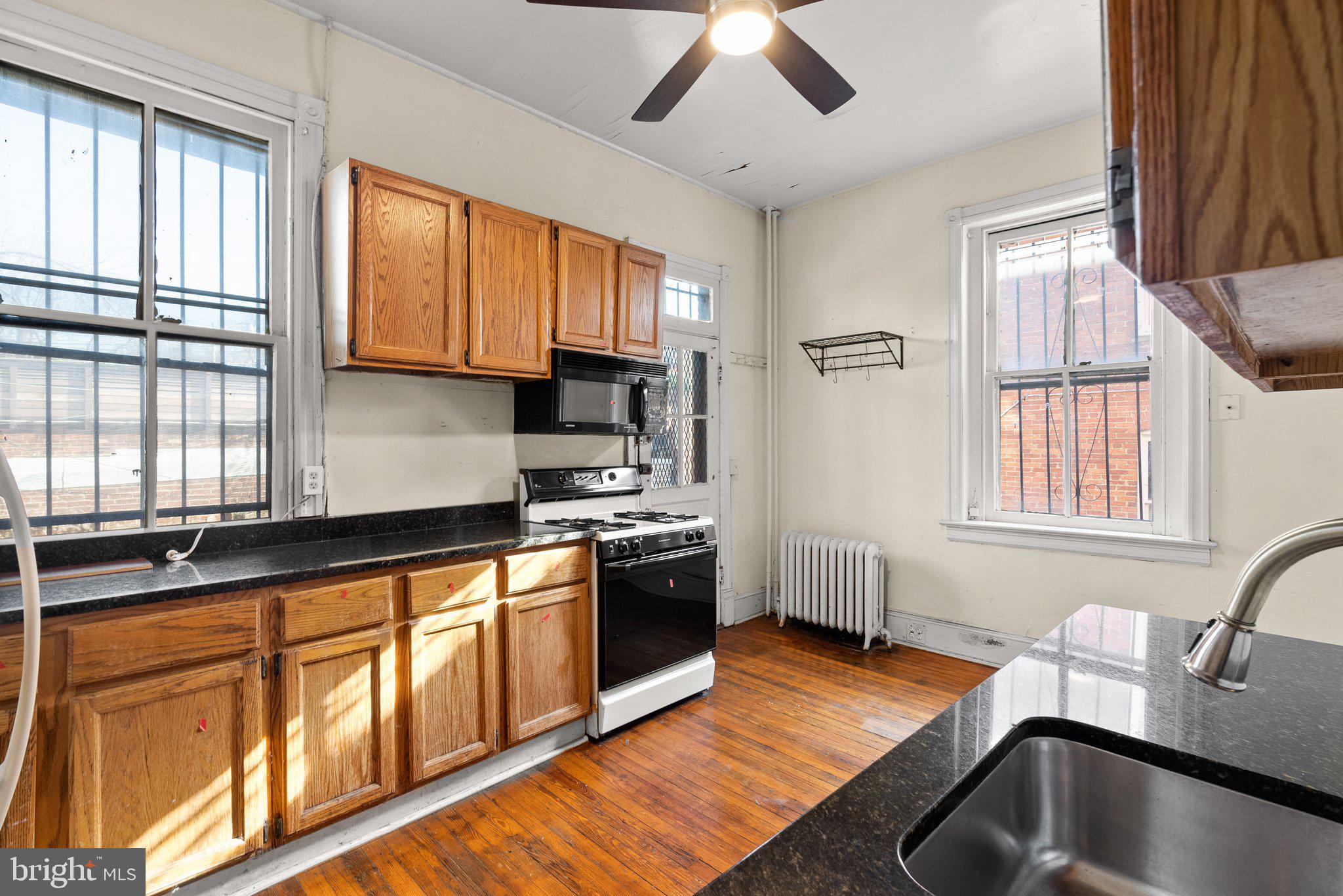 3169 18th Street Northwest Washington, DC 20010 - Photo 14 of 37