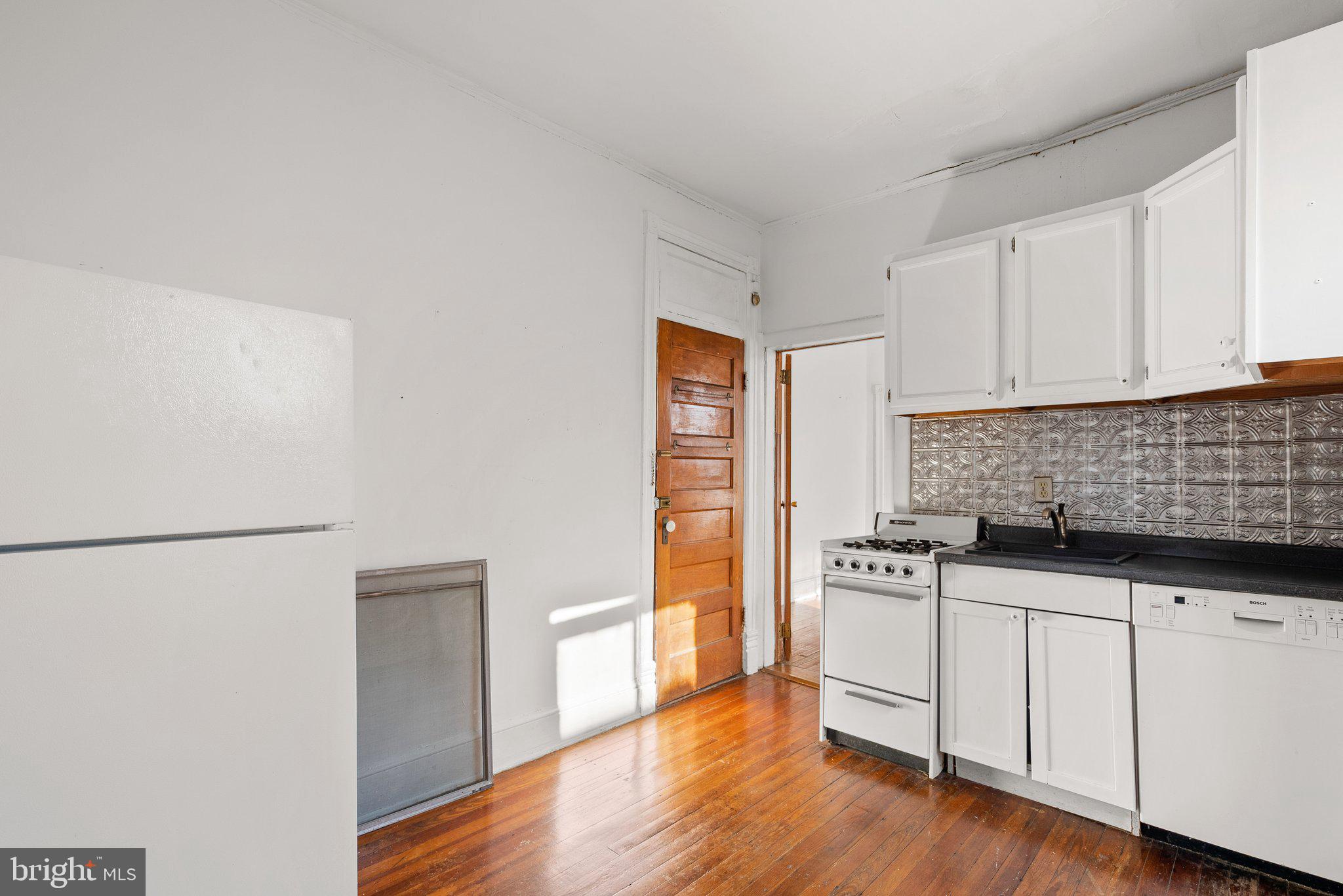 3169 18th Street Northwest Washington, DC 20010 - Photo 26 of 37