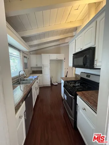 $3,895 | 8227 Lindley Avenue, Reseda, CA 91335