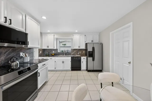 $1,638,000 | 175 Barker Street, Milpitas, CA 95035