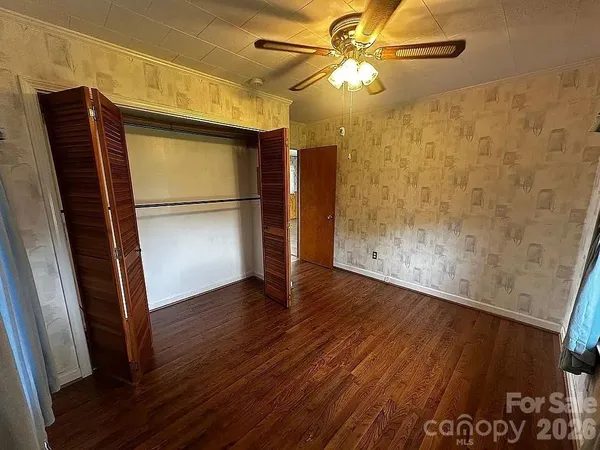 $389,000 | 34 Sunset Drive, Brevard, NC 28712