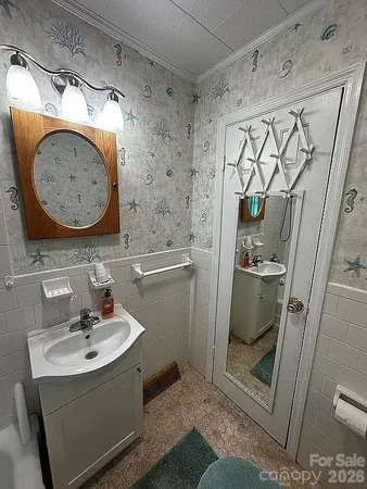 $389,000 | 34 Sunset Drive, Brevard, NC 28712