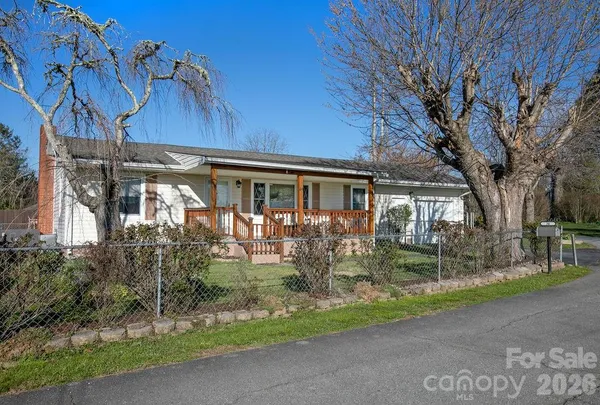 $389,000 | 34 Sunset Drive, Brevard, NC 28712