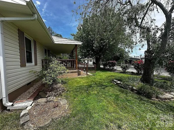 $389,000 | 34 Sunset Drive, Brevard, NC 28712