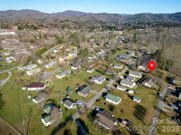 $389,000 | 34 Sunset Drive, Brevard, NC 28712