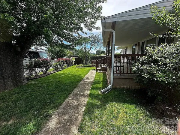 $389,000 | 34 Sunset Drive, Brevard, NC 28712