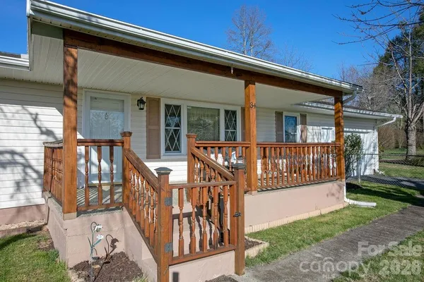 $389,000 | 34 Sunset Drive, Brevard, NC 28712