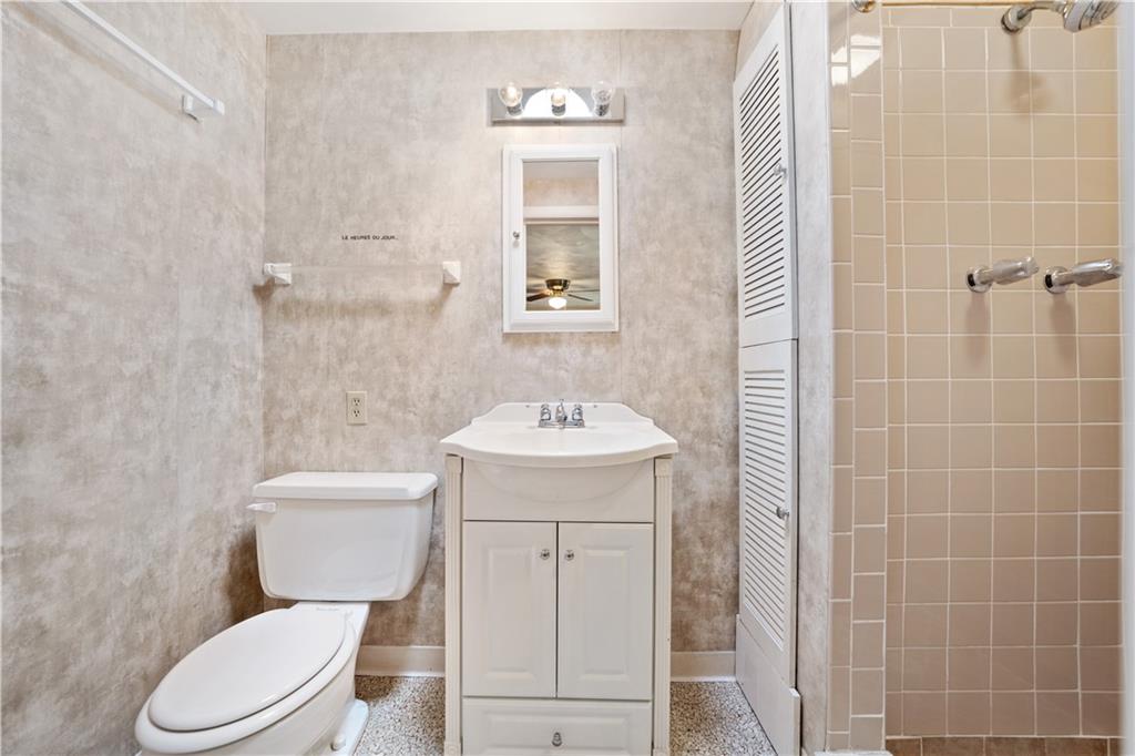 1717 Ridge Road Jeannette, PA 15644 - Photo 18 of 22