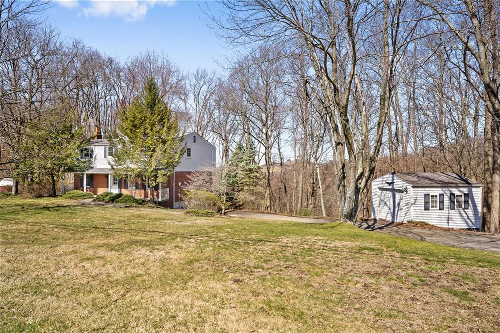 1717 Ridge Road Jeannette, PA 15644 - Photo 6 of 22