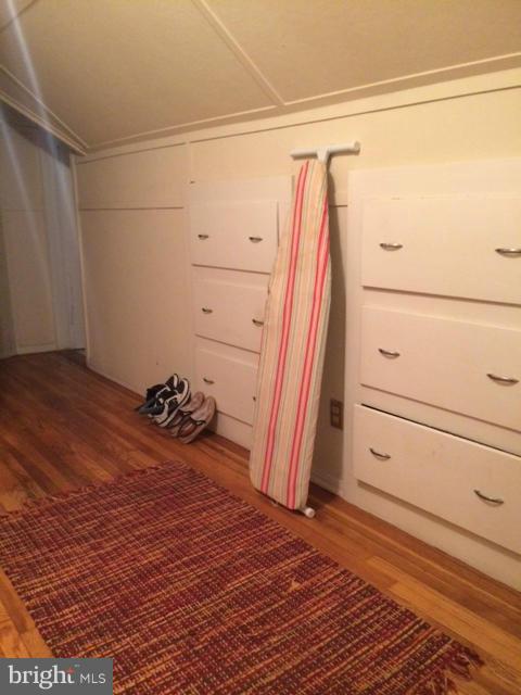408 Lanark Way Silver Spring, MD 20901 - Photo 20 of 28 Bedroom