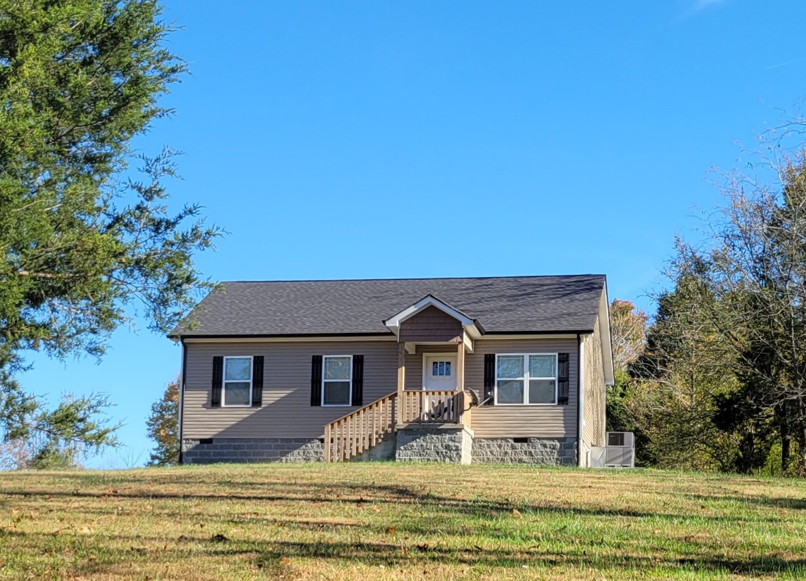 113 Buttrey Road Dickson, TN 37055 - Photo 1 of 25 Gallery Image 1