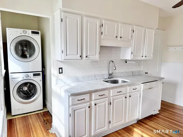 $2,900 | 113 Ellsworth Street, Bridgeport, CT 06605