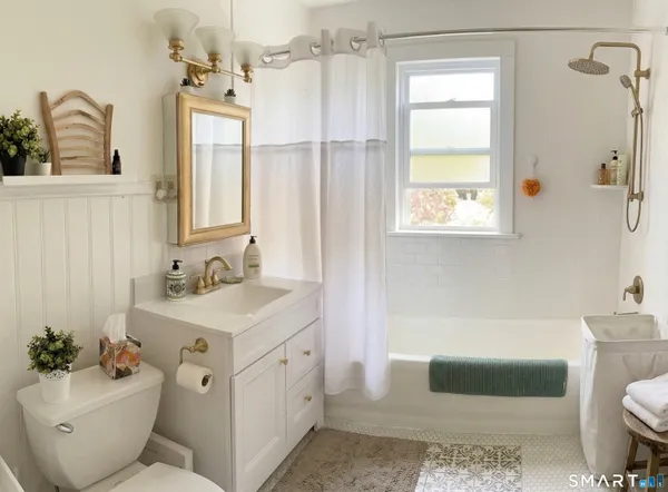 $2,900 | 113 Ellsworth Street, Bridgeport, CT 06605