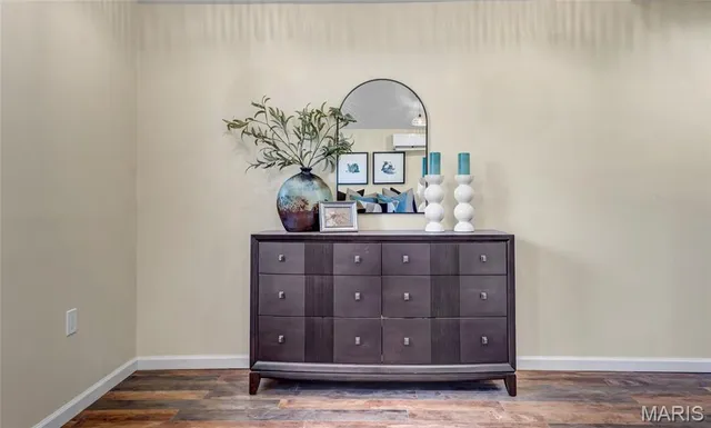 $325,000 | 7369 Trenton Avenue, University City, MO 63130