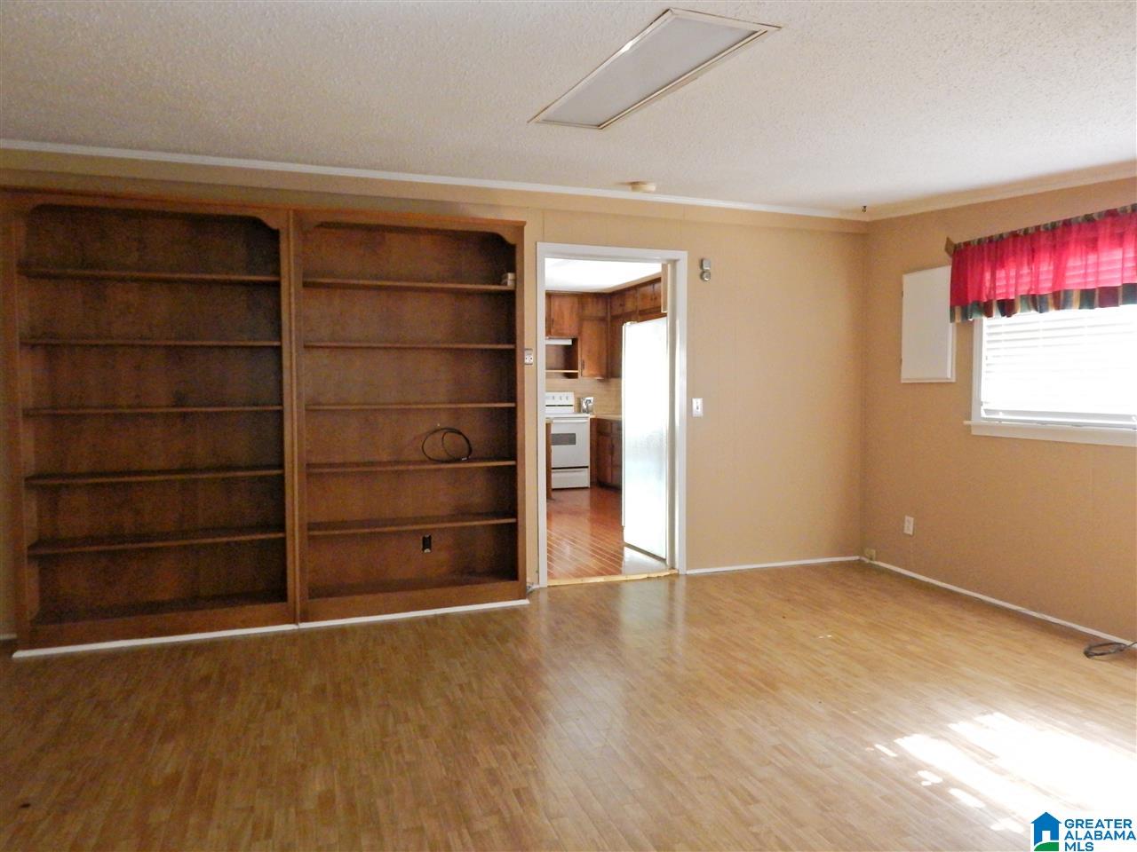 405 Redmayne Road Gardendale, AL 35071 - Photo 18 of 29 Gallery Image 18