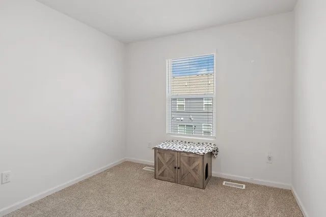 $294,900 | 804 Briar Gln Court, Hampshire, IL 60140